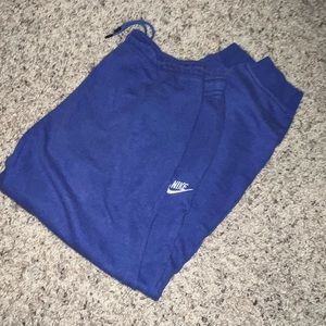 womens purple nike sweats